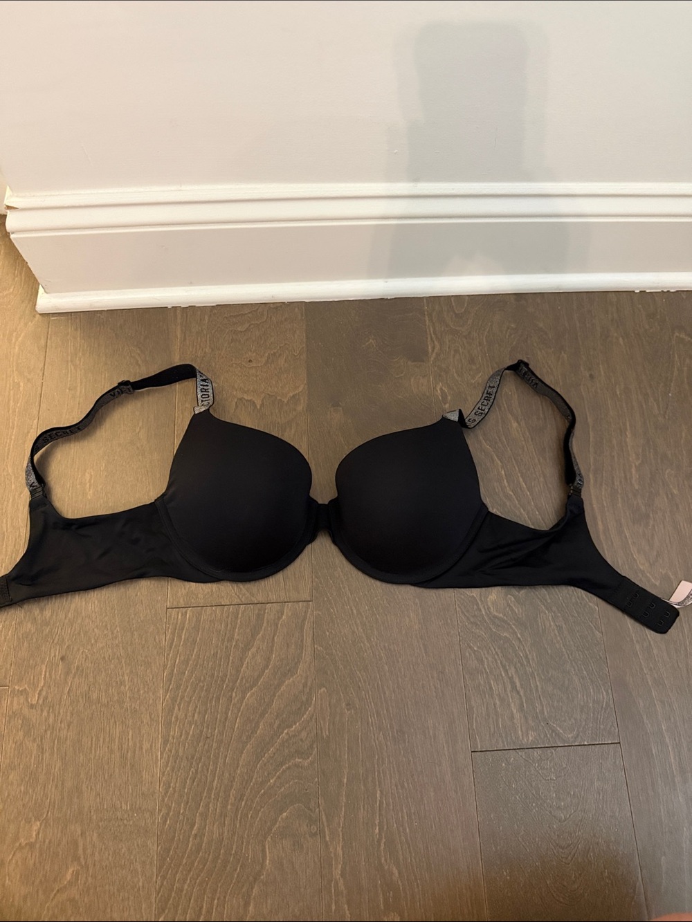 Black T-Shirt Bra - silver metallic straps